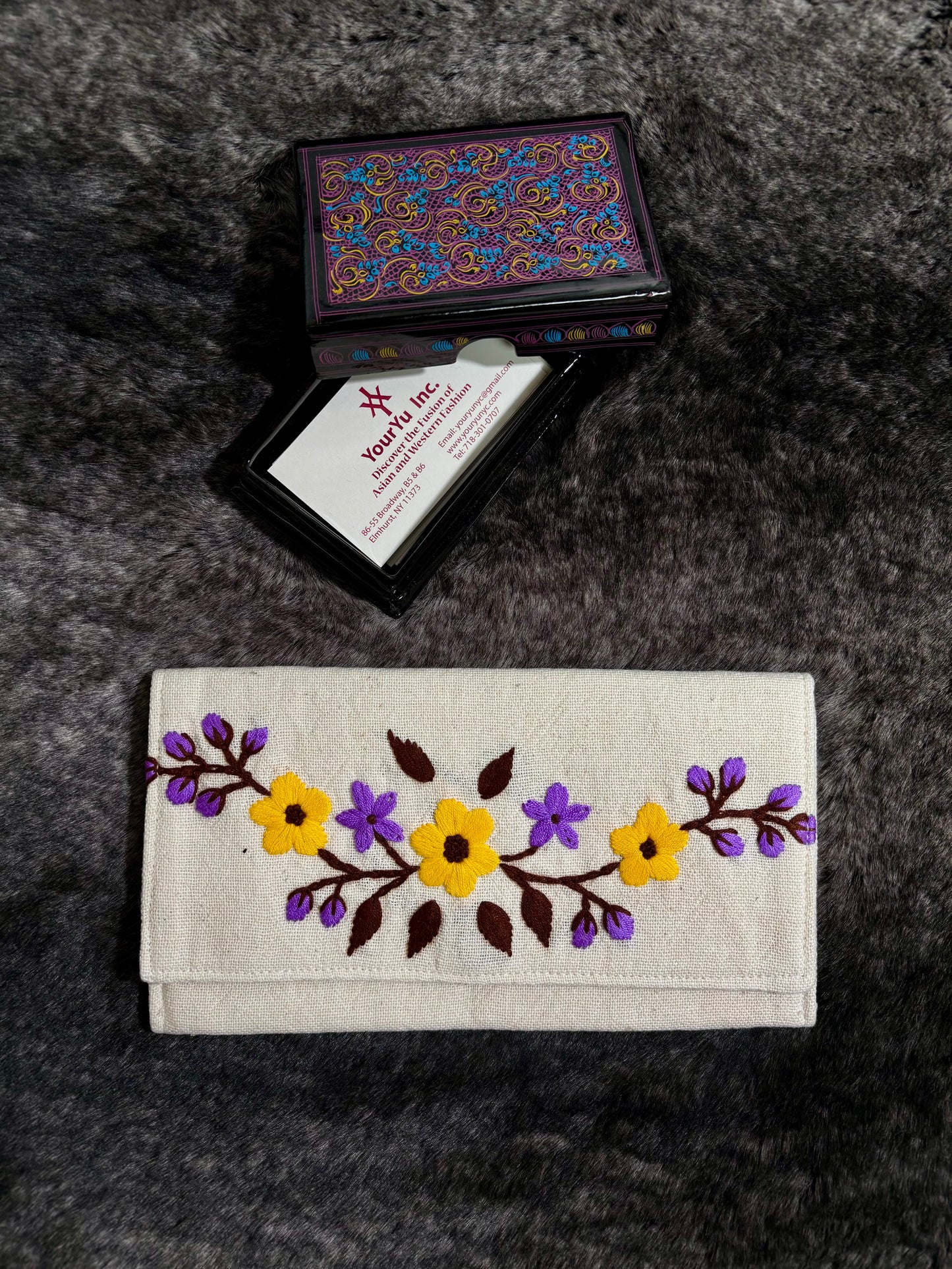 Violet Field Flower Embroidered Wallet